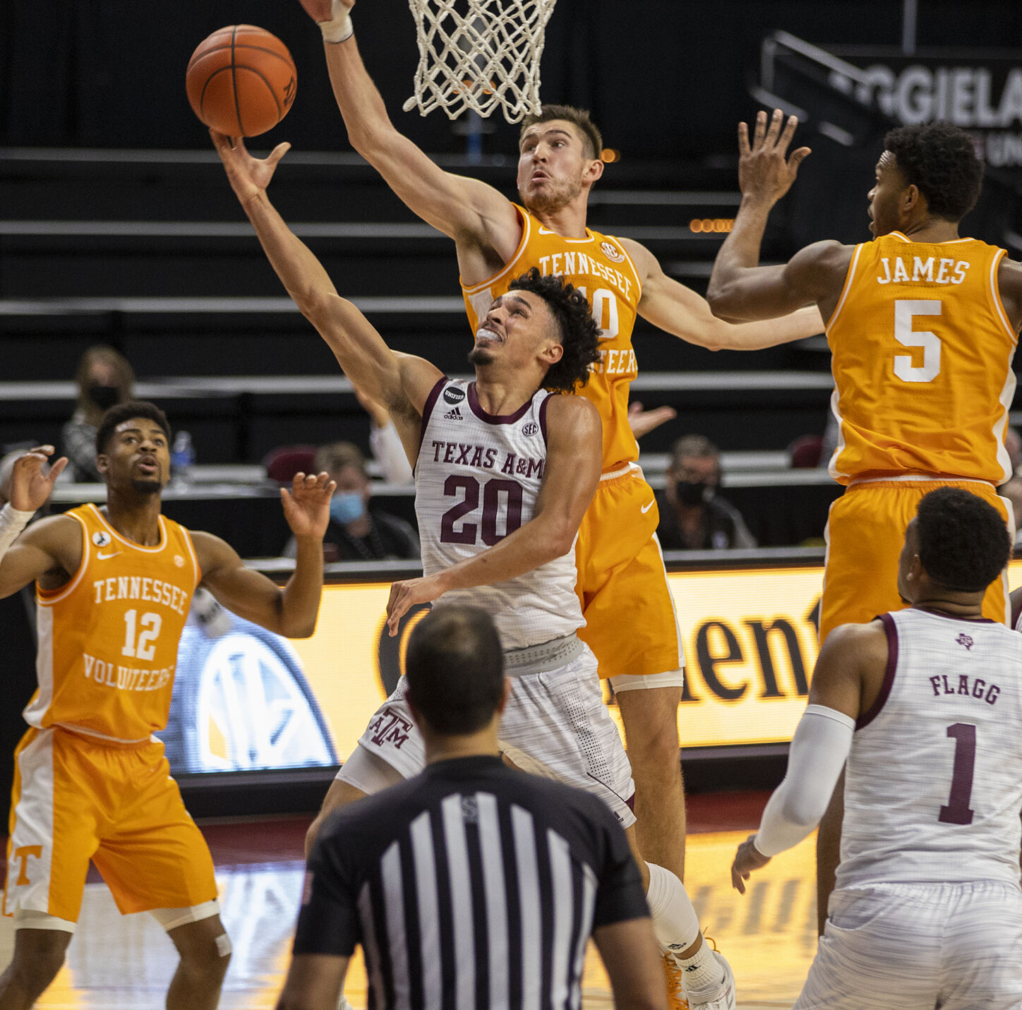 Texas A&M v Tennessee